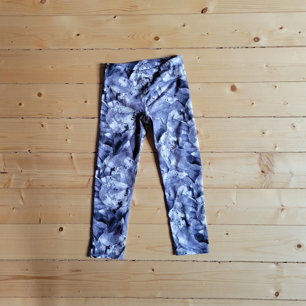 Fabletics Capri Leggings